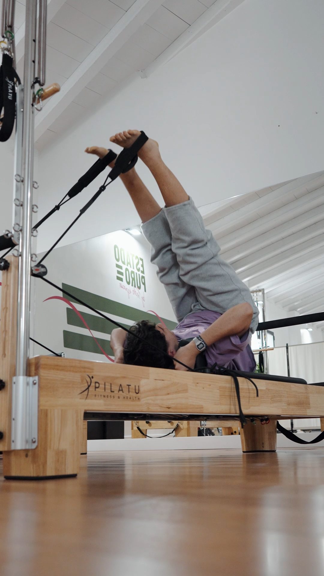 Clase de Pilates Reformer en Estado Puro, Ondara